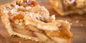 Weltbester Apfelkuchen vom Blech in 5 Minuten bereit für den ofen!