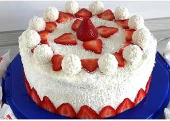 Erdbeer Raffaello Torte