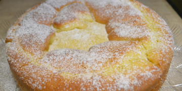 Cremiger Vanillekuchen in 10 Minuten – Blitzschnell!