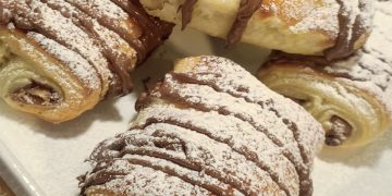 Kinderschokoladen Croissants aus nur zwei Zutaten