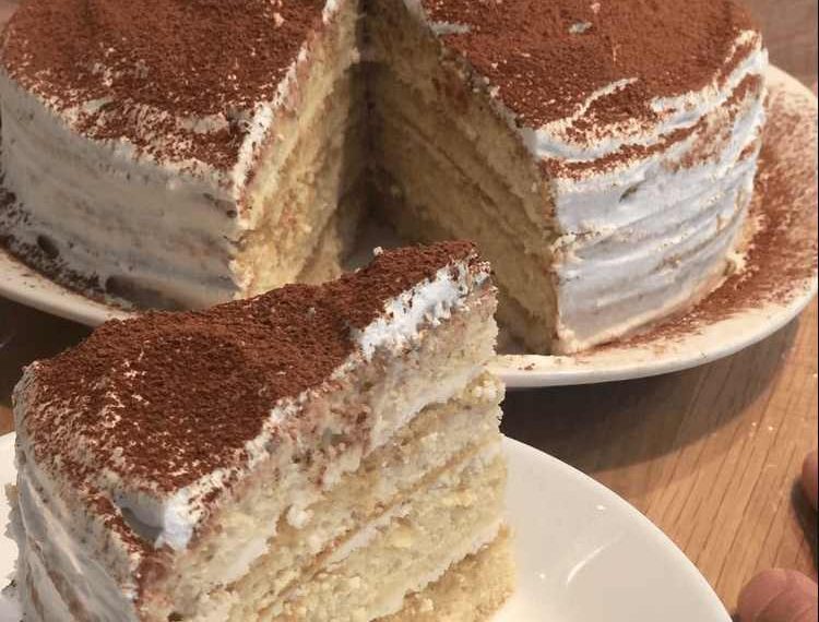 HIMBEER-TIRAMISU-TORTE