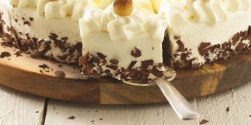 Nuss-Eierlikör-Torte