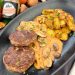 Knusprige Bratkartoffeln mit Frikadellen und Weißweinsoße