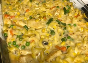 Bester vegetarischer Nudelauflauf