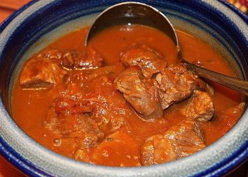 Das beste Gulasch Rezept: Gulasch nach Oma Magda