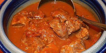 Das beste Gulasch Rezept: Gulasch nach Oma Magda