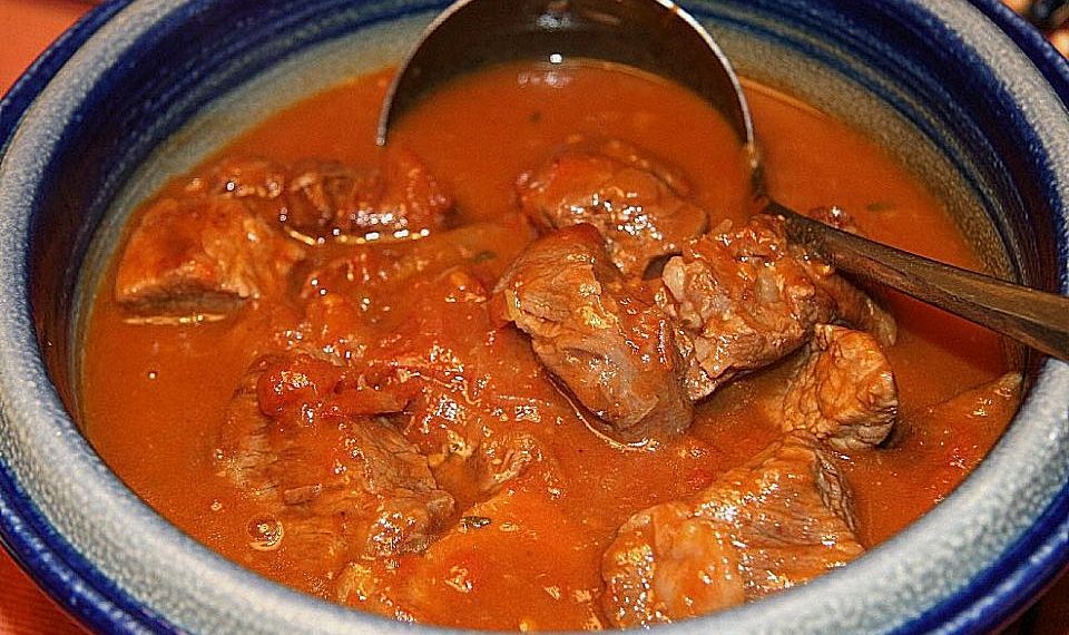 Das beste Gulasch Rezept: Gulasch nach Oma Magda