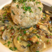 Semmelknödel mit Champignon Rahmsoße Soße und Speck