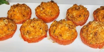 Gefüllte Tomaten: das Rezept für ein schnelles und leckeres Gericht