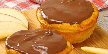 Apfelkuchen mit 3 Zutaten: ganz einfach und lecker!