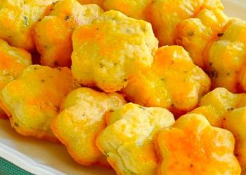 Parmesankekse: das Rezept für Salzkekse zum Aperitif