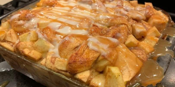 Karamell-Apfel-Zimtschnecken-Lasagne