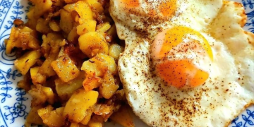 Bratkartoffeln mit Spiegeleier rezept