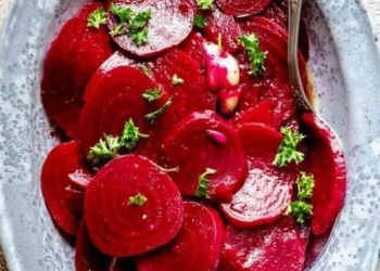 Ich bin 60 und dieses Essen hat mir mein Sehvermögen zurückgegeben, das Fett aus meiner Leber entfernt und meinen Dickdarm gereinigt