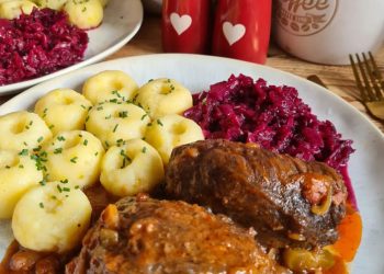 SCHLESIER KARTOFFELKLOESSE