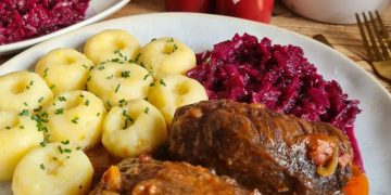 SCHLESIER KARTOFFELKLOESSE