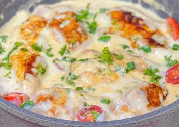 Hähnchenbrust in cremiger Knoblauch Parmesansoße