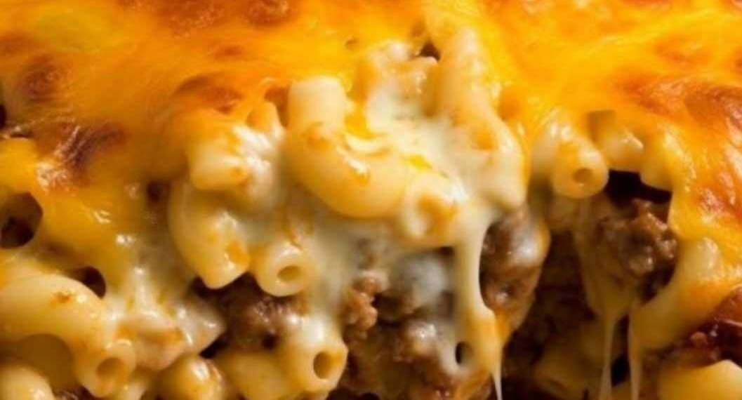 Käse Hamburger Auflauf mit Kartoffelpüree im Brötchen: Super fürs Mittagessen