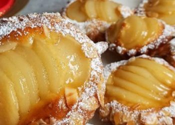 Apfel-Minitörtchen: das perfekte und leckere Dessert, wenn Sie keine Zeit haben