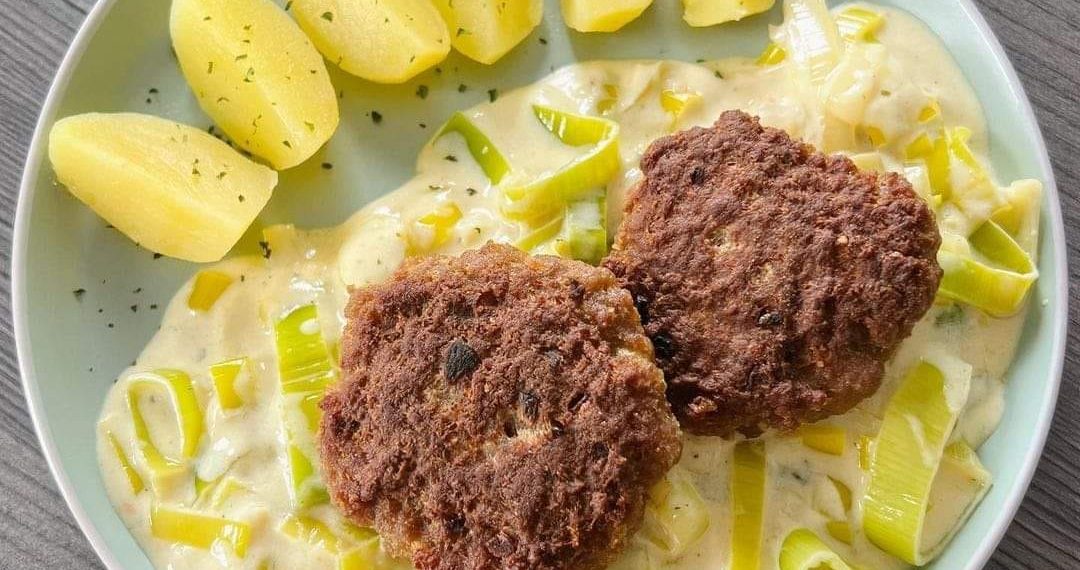 Frikadellen in Lauch-Sahne Sauce – Alte Oma Rezepte
