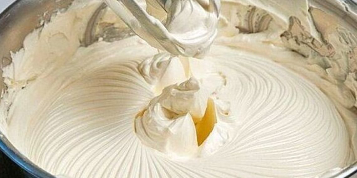 Deutsche Buttercreme nach Omas Art, Soo lecker! 
