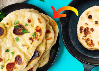 Wie macht man dieses leckere Brot in 3 Minuten zu Hause? Sie benötigen nur diese 2 Zutaten